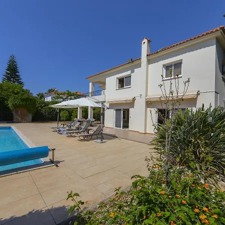 Meneou Seaside Mansion 7 וילה