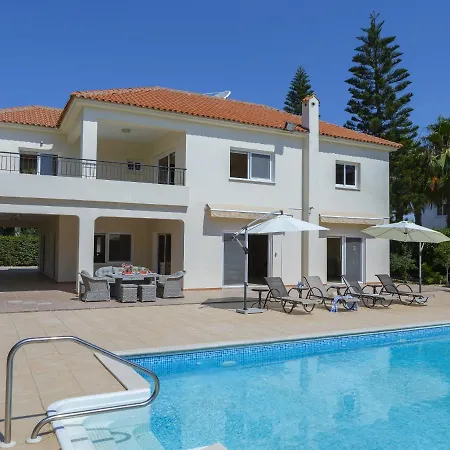 Meneou Seaside Mansion 7 Larnaca