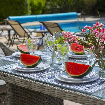 Meneou Seaside Mansion 7 * Larnaca