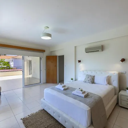 Meneou Seaside Mansion 7 Villa