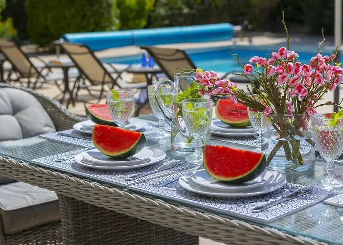 Meneou Seaside Mansion 7 * Larnaca