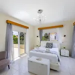 Meneou Seaside Mansion 7 Larnaca