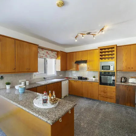 Meneou Seaside Mansion 7