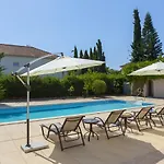 Meneou Seaside Mansion 7 Larnaca